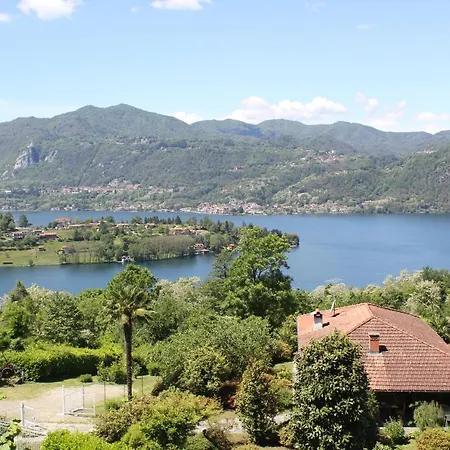 The Country House On Lake Orta In Ferienhaus *