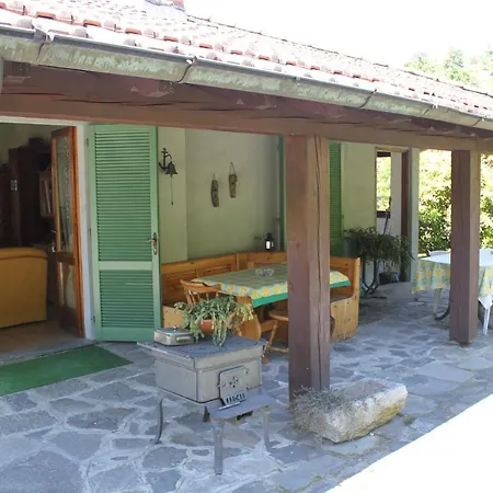 The Country House On Lake Orta In بيت للعطل