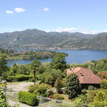The Country House On Lake Orta In Miasino