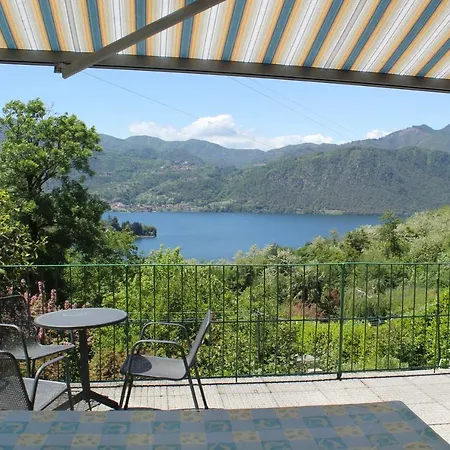 The Country House On Lake Orta In Ferienhaus *