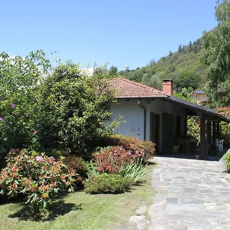 The Country House On Lake Orta In Ferienhaus *