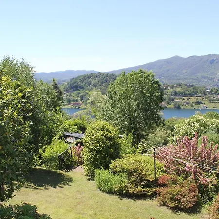 The Country House On Lake Orta In Ferienhaus Miasino