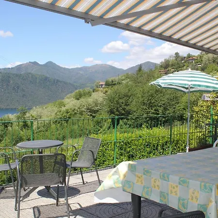 Ferienhaus The Country House On Lake Orta In *