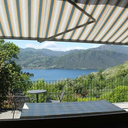 بيت للعطل The Country House On Lake Orta In Miasino